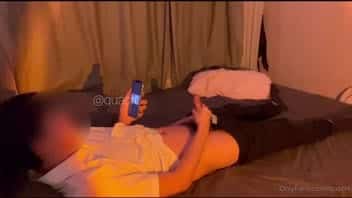 คลิปหลุดแอบถ่าย น้องมินาริใส่ชุดคอสเพลย์มาเล่นเสียว หลุดทางบ้าน