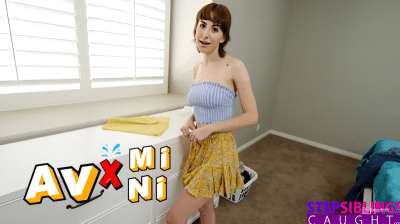 xxx กลิ่นคาวในห้องนี้อะไร Says You could at least wait Tristan Taylor